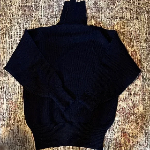 Cabela's Men's Navy Turtleneck Sweater - Picture 4 of 6